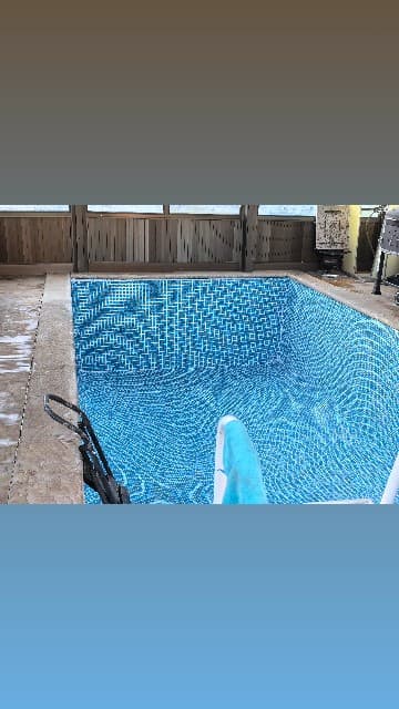 Челна снимка на услуга Почистване на офиси и домове с Reinbow kerher I kamak