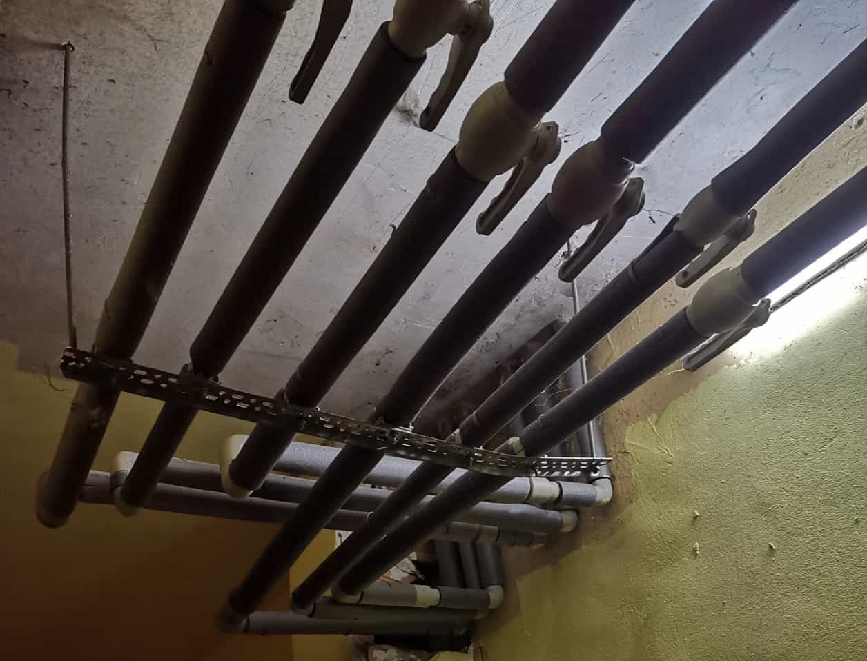 Челна снимка на услуга Подмяна на щрангове