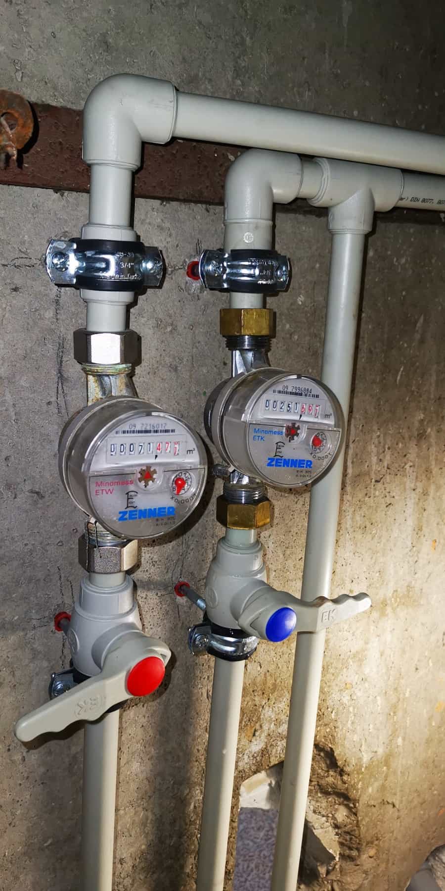 Челна снимка на услуга Подмяна на водомери