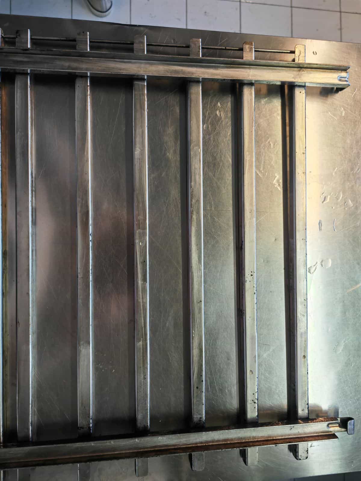 Челна снимка на услуга Индустриално и търговско лазерно почистване